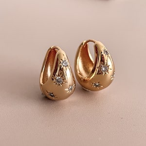 Dainty Hoop Earrings W/ Zircon 18K Gold Plated Zirconia Stars Hoop ...