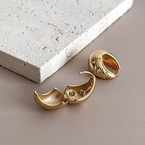 Dainty Hoop Earrings W/ Zircon 18K Gold Plated Zirconia Stars Hoop ...