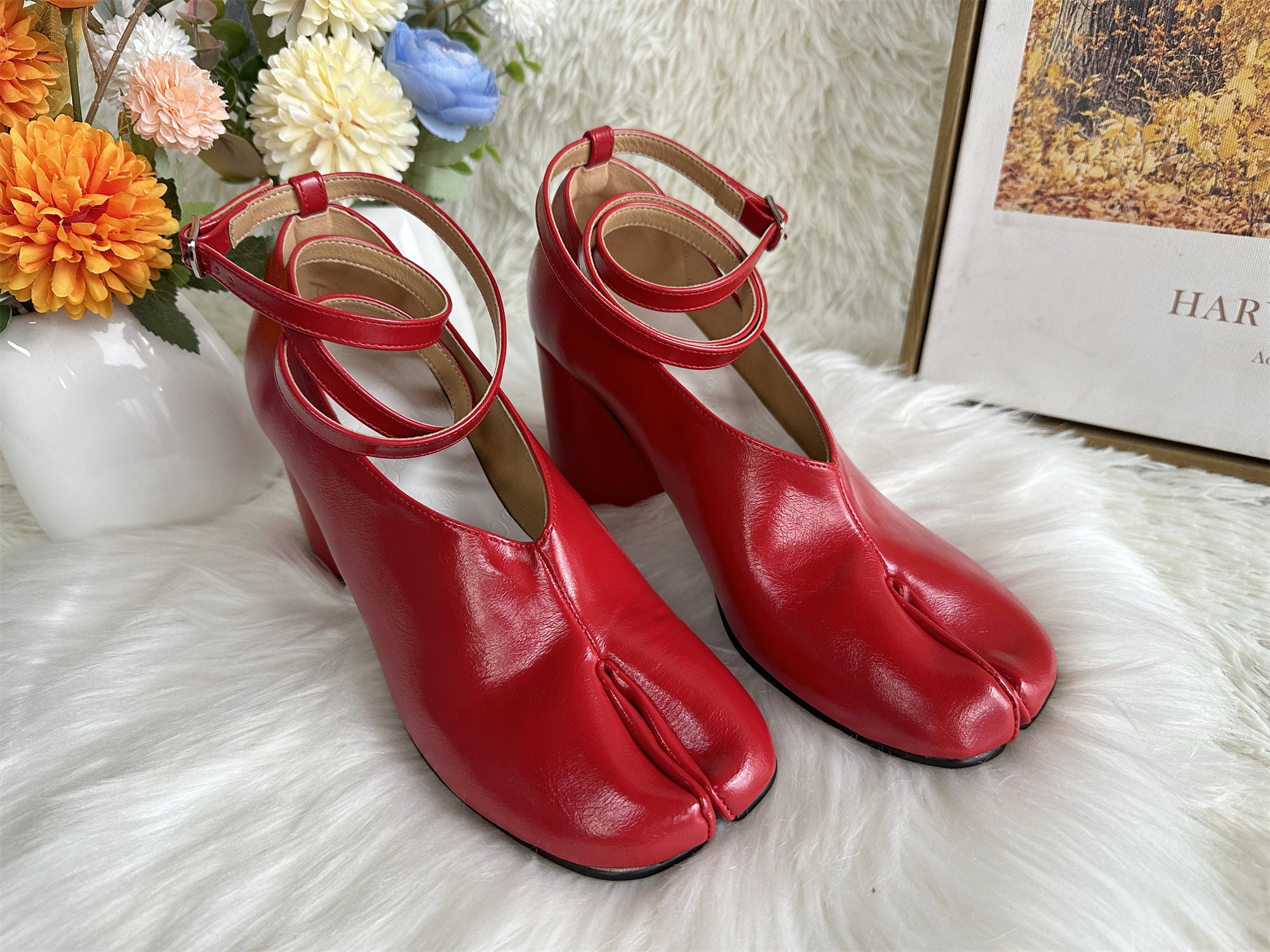 Red Tabi Split Toe Boots 8 Cm Chunky Round Heels Tabi Split - Etsy Hong ...