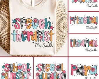 Pacote de PNG de ocupações escolares personalizadas, professor de volta às aulas, conselheiro, camiseta de professor com rabiscos de xadrez, primeiro dia de aula