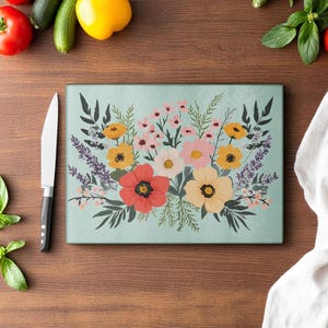 Wildflower Glass Cutting Board, Floral Kitchen Decor, Botanical Serving Tray, Cottagecore Chopping Board, Garden Lover Gift, Gift for Mom