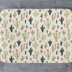 Cactus Bath Mat, Desert Botanical Bathroom Rug, Cute Cactus Decor, Soft Absorbent Mat, Southwest Style Accent, Non-Slip Floor Showe Rug