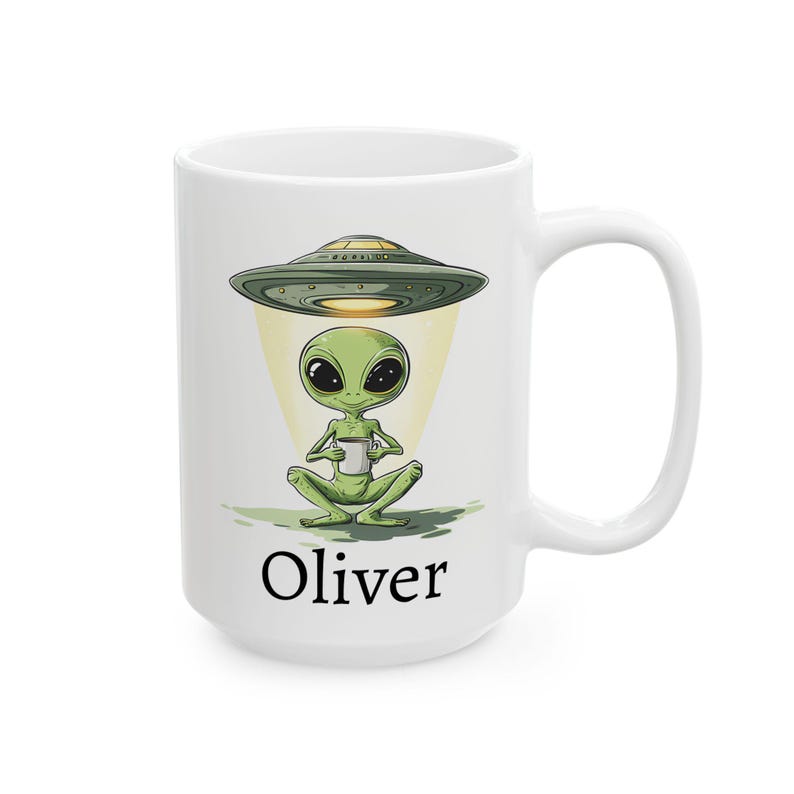 Caneca personalizada com tema alienígena, caneca de cerâmica para café extraterrestre de 325ml ou 445ml, caneca com nome personalizado, presente para quem acredita em alienígenas, presente para fãs de OVNIs, presente para amantes do espaço. imagem 3