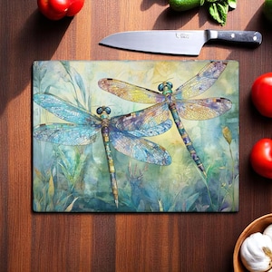 Dragonfly Glass Cutting Board, Nature-Inspired Kitchen Decor, Dragonfly Cutting Board, Chopping Board Artistic Serving Tray, Dragonfly Gift