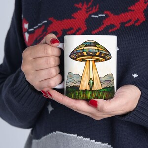 UFO-kaffemugg, UFO-mugg i målat glas 340 ml, kaffekopp med alien-tema, rymdkopp, alien-present, sci-fi-mugg, present till sci-fi-älskare, UFO-present bild 4
