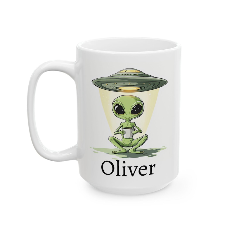 Caneca personalizada com tema alienígena, caneca de cerâmica para café extraterrestre de 325ml ou 445ml, caneca com nome personalizado, presente para quem acredita em alienígenas, presente para fãs de OVNIs, presente para amantes do espaço. imagem 2