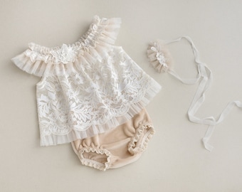 Lace Newborn Outfit: Beige Velvet Baby Photo Prop Set