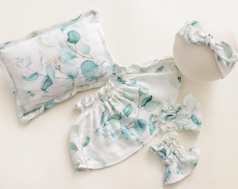 Newborn Spring Outfit Eucalyptus | Bamboo Muslin Baby Set | Newborn Photo Prop | Handmade Baby Girl Set