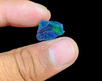 2.30 Ct, 100% Natural Ethiopian Black Opal, Welo Black Opal Crystal, Rainbow Black Opal, Black Opal Rough Specimen For Making Jewelry