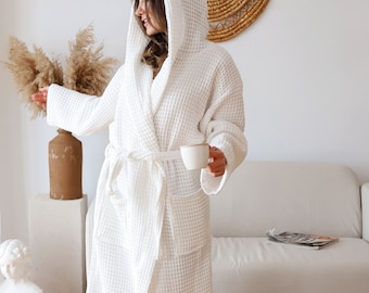 Oversized Unisex White Hotel Robe, Luxury Hooded Bathrobe, Soft Bathing Gown, Deluxe Spa Robe for Ultimate Relaxation Exquisite Spa Day Gift