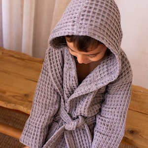 Elegant Waffle Weave Baby Bathrobe, Luxurious Hooded Infant Robe, Soft and Thick Toddler Dressing Gown, Ideal Baby Shower or Newborn Gift Light Gray