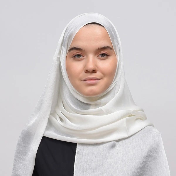 gaya shawl satin