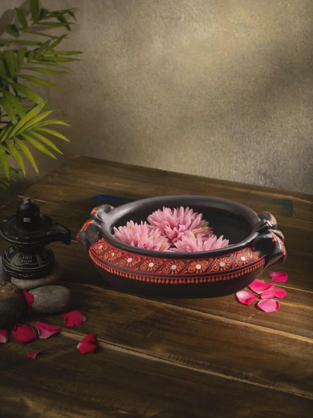 Hand-painted Terracotta Urli: Decorative Bowl, Mehndi Design, 8.5