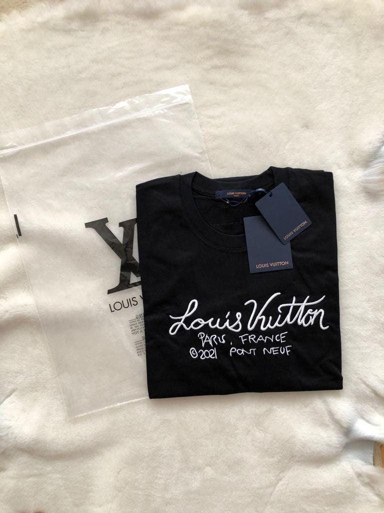 Louis Vuitton Logo Teddy Bear Luxury Brand T-Shirt For Men Women in 2023