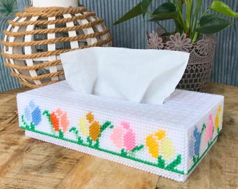 Patrón PDF de tulipanes para funda de caja de pañuelos, bordado en lienzo plástico, 7 hilos, bordado en inglés