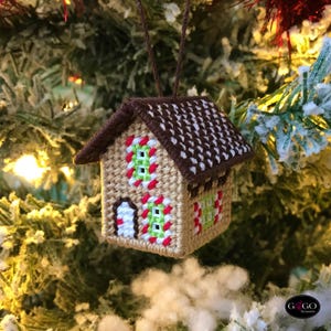 PDF Gingerbread House, Plastic Canvas Needlework, 10 count pattern english Needlepoint