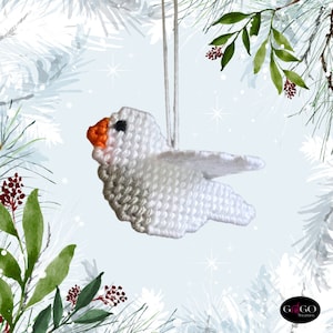 PDF Christmas Bird, Plastic Canvas Needlework, 7 count pattern english Needlepoint