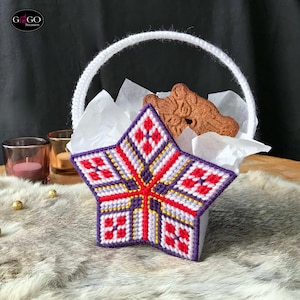 PDF Christmas Star Basket, Plastic Canvas Needlework, 7 count pattern english Needlepoint