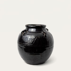 Vintage Black Pot, Vintage Pottery, Vintage Pot, Antique Glazed pot, Antique Black Pot, Antique Glazed Vase, Large Vintage Pot, Vintage Vase
