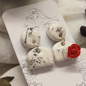Ohrringe aus Polymer Clay - &quot;Sommer Rosengarten&quot; (rote Rose, leicht, einzigartig und handgefertigt)&quot;