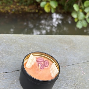 Scented candle