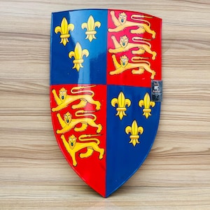 Handcrafted Medieval Knight's Shield-Perfect for Renaissance Fairs,Cosplay & Display Shield-Custom Historical SCA LARP For Rolpay Shield