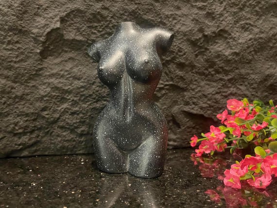 Female Body Decorative Vase, Modern Minimalist Vase, Unique Decor, Boho Decor, Housewarming Gift, Gift for Her