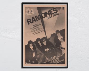 RAMONES POSTER 1977 original NME - Leave Home / Sheena är en punkrockare - Johnny Ramone, Tommy Ramone, Joey Ramone, Dee Dee Ramone