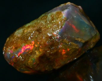 61.00 Cts Natural Opal Rough AAA Quality Ethiopian Welo Opal Raw 31X20 MM Untreated Large Size Opal Rough Fire Opal Jewelry Ring Gemstone