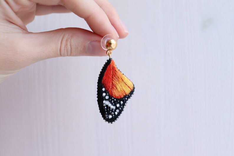 Monarch butterfly wings earrings, embroidered seed bead insect earrings mother gift. image 8