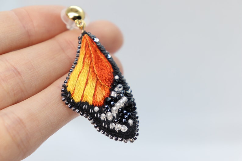 Monarch butterfly wings earrings, embroidered seed bead insect earrings mother gift. image 6