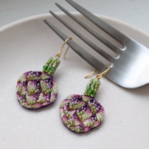 Food artichoke earrings embroidery, beaded green vegetable jewelry as fun gardener gift image 3