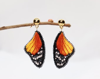 Monarch butterfly wings earrings, embroidered seed bead insect earrings mother gift.