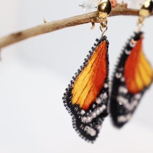 Monarch butterfly wings earrings, embroidered seed bead insect earrings mother gift. image 7