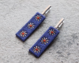 Long dangle bar earrings with daisy flower, navy blue embroidered earrings