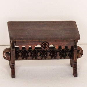 Miniature Medieval Gothic Style Stool or Bench - 1 12 Scale Kit