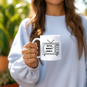 Assistir SVG de esportes femininos, atleta feminina, arquivo PNG SVG digital, mulheres nos esportes, moletom de camisa de atleta, arquivo de camisa de basquete