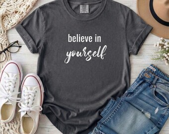 Komfortfarben Believe in Yourself Graphic Tee, Vintage Boho Motivational Shirt