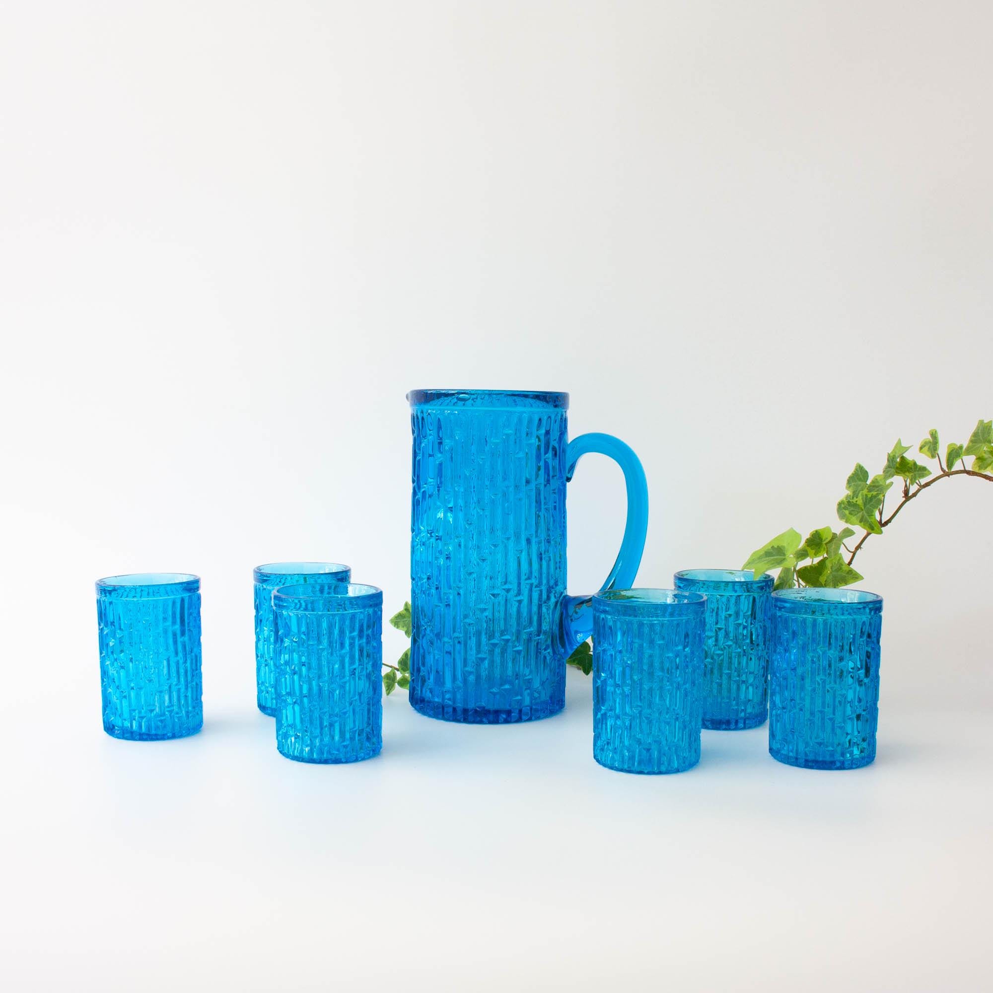 1970年代のヴィンテージ IVIMA ブルーガラス ジャグと6個のグラス