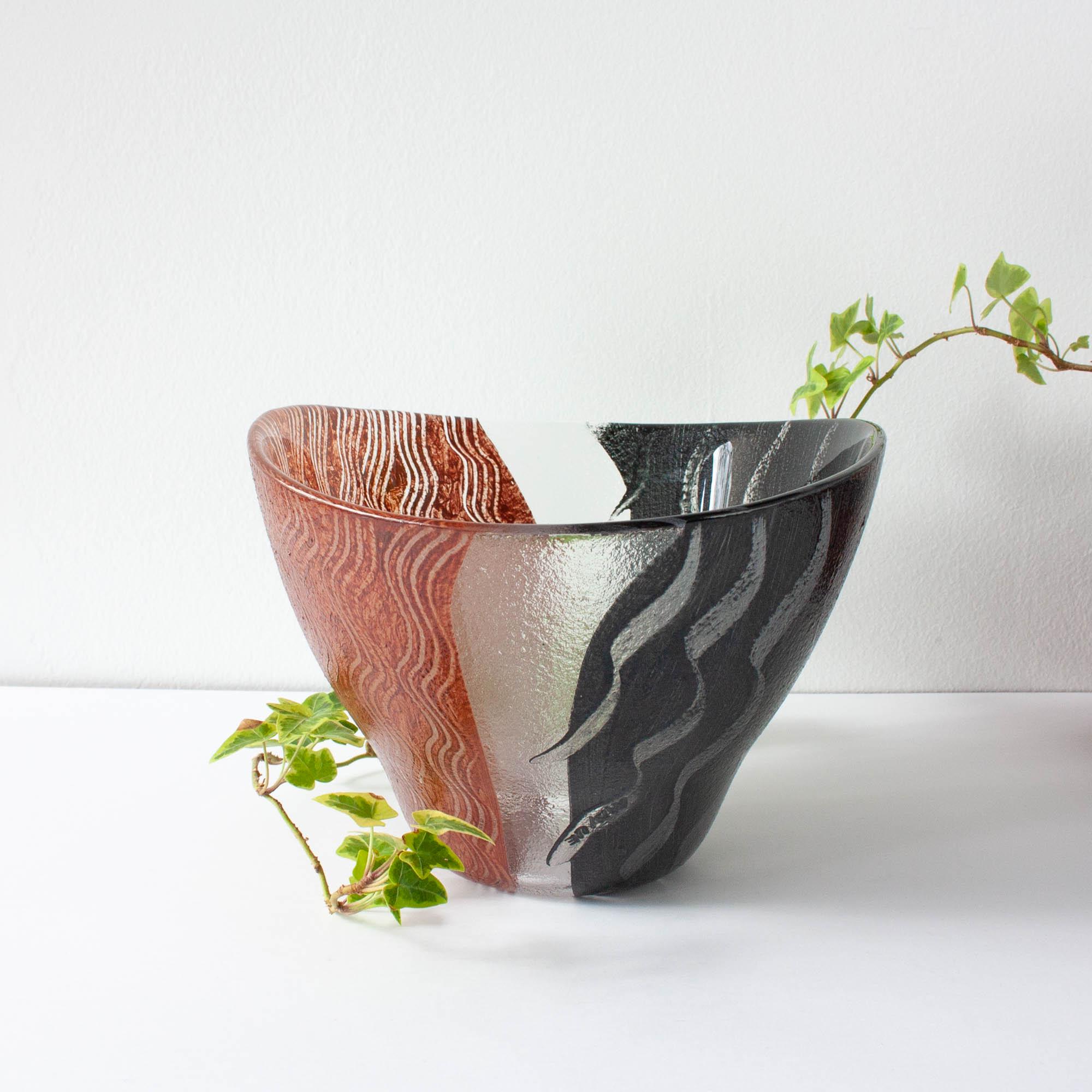 コスタ・ボダ「トンガ」ガラスボウル、モニカ・バックストローム作