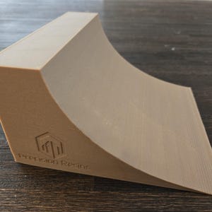 Quarterpipe & Pocket Quarter Ramps - Fingerboard Skatepark