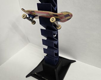 Espositore e supporto per tastiera: esponi la tua collezione con stile!