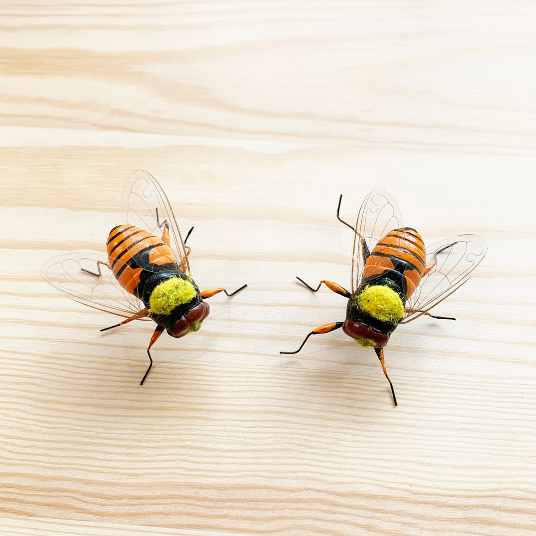Large Wild Bee,3pcs/1set, Handmade Clay Insect Figurine