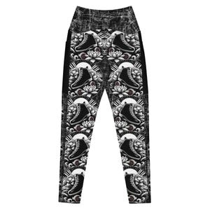 Rhythm Skater Crossover Leggings with Pockets – High-Waisted, Stretchy, & Stylish Roller Skate Apparel