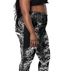 Rhythm Skater Crossover Leggings with Pockets – High-Waisted, Stretchy, & Stylish Roller Skate Apparel