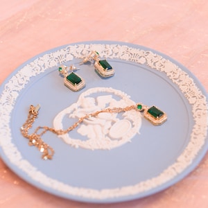 Handmade Minimalist Green Stone Emerald necklace with gold chain with Matching Earrings, Diamond necklace, Birthstone necklace, Holiday Gift