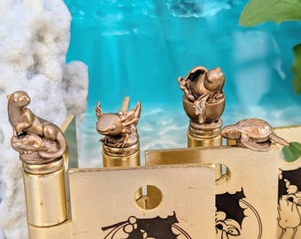 Hinge Head Water Friends Bundle Set | Otter Axolotl Sea Turtle Goldfish | 4 Per Set