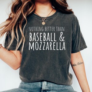 Camiseta con palitos de mozzarella, divertida camiseta con mozzarella, camiseta con palitos de mozzarella, regalo de queso mozzarella, amante del béisbol, béisbol y mozzarella