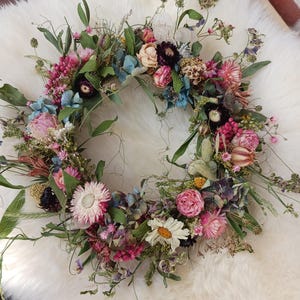 Corona de flores secas &quot;Sophia&quot; Corona de puerta Corona de mesa Corona de pared Corona silvestre Corona de bayas de pimienta
