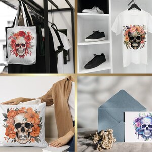 以下が含まれることがあります： 白いトートバッグ、白いTシャツ、白い枕、白いカードはすべて、花輪をつけた頭蓋骨が描かれています。花はオレンジ、赤、ピンクです。頭蓋骨は白く、目は黒く、鼻は黒いです。